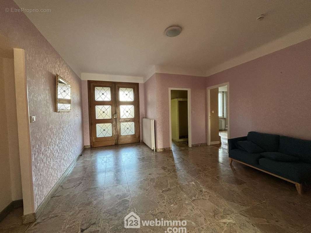 Hall d&#039;entrée - Maison à DIEUE-SUR-MEUSE