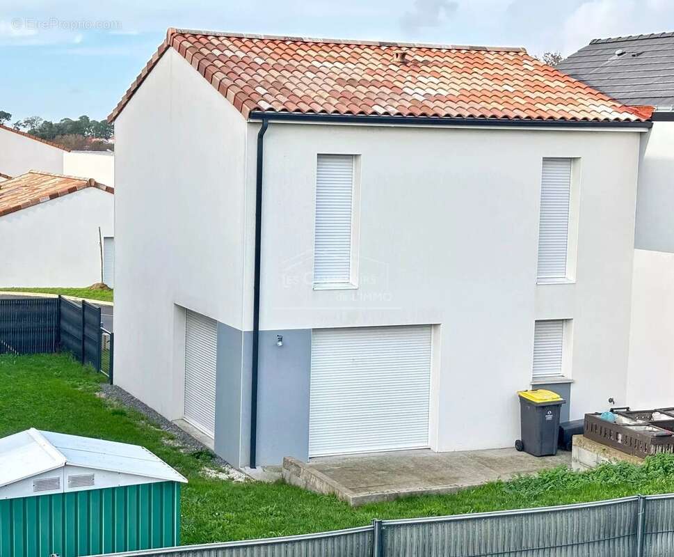 Maison à SAINT-MICHEL-CHEF-CHEF