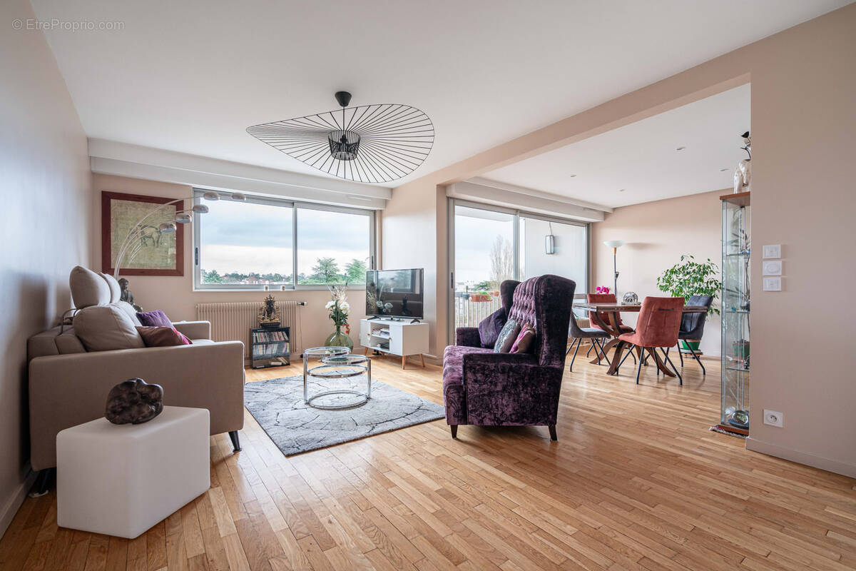 Appartement à CALUIRE-ET-CUIRE