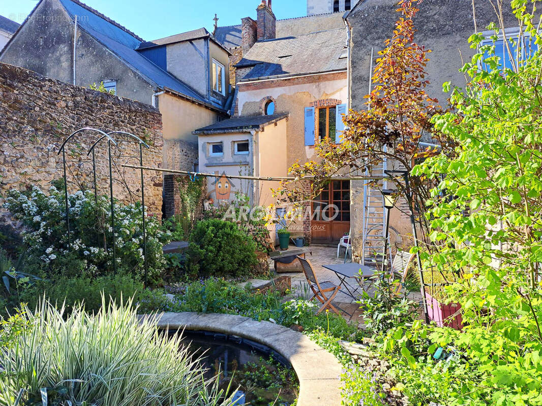 Maison Bourgeoise au coeur de SAINT-CALAIS - photo 17