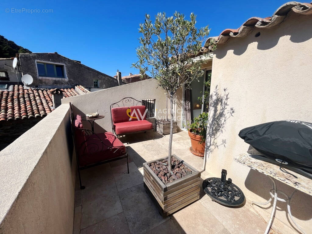 Maison à LA GARDE-FREINET