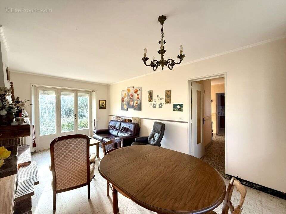 Maison à DONNEMARIE-DONTILLY