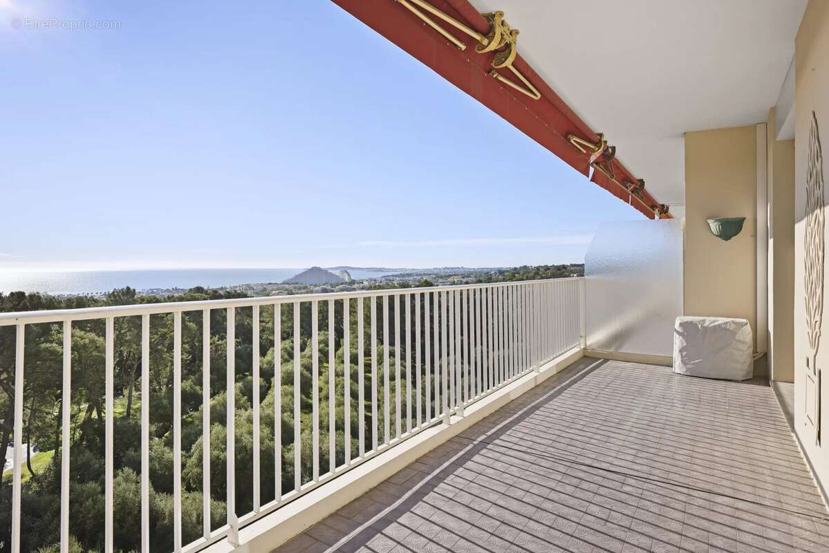 Appartement à CAGNES-SUR-MER