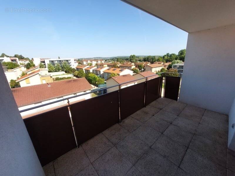 Appartement à BOURGOIN-JALLIEU