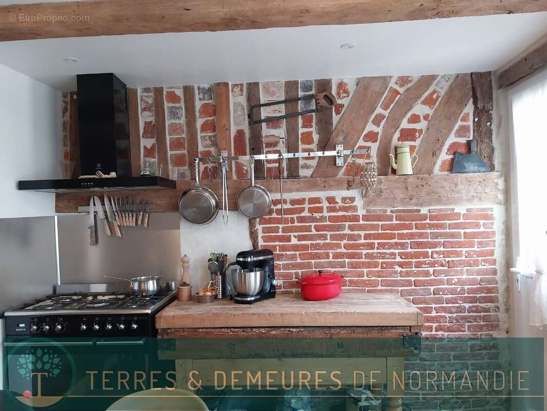 Maison à PONT-L'EVEQUE