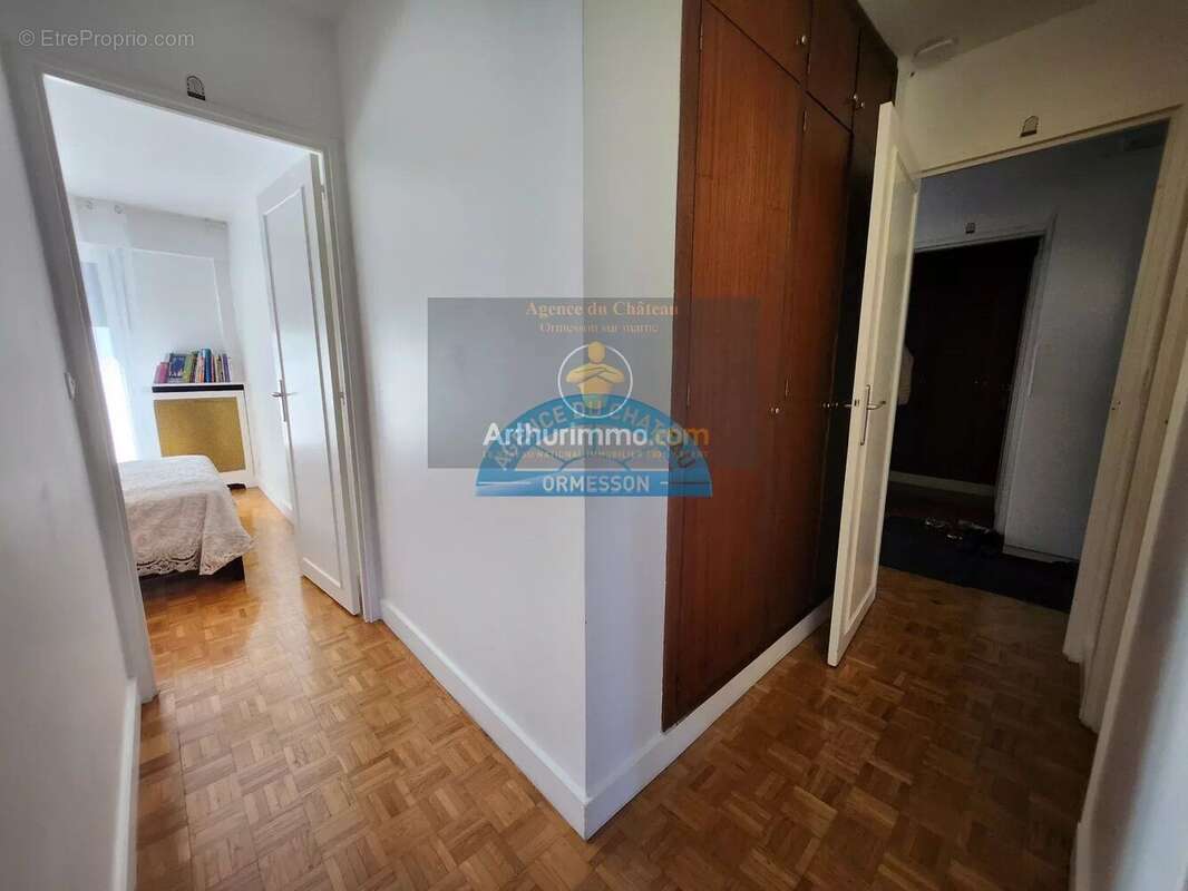 Appartement à CHENNEVIERES-SUR-MARNE