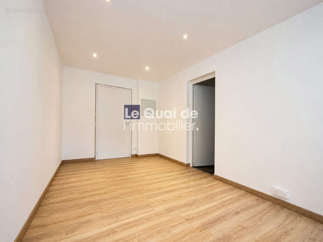 Appartement 35 m² à Saint-Julien-En-Genevois  - photo 6