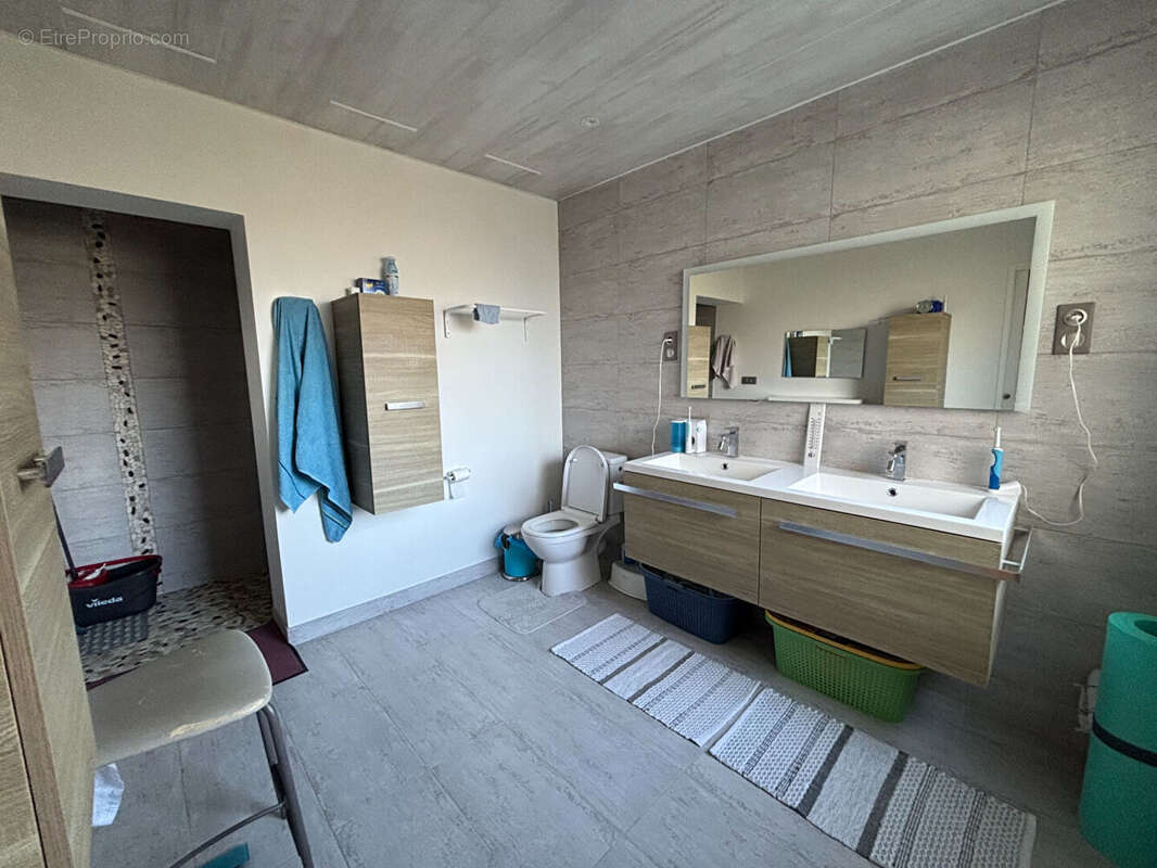 Maison à SAINT-LYPHARD