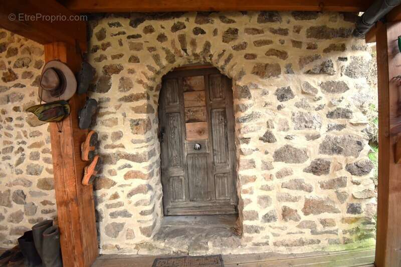 Maison à SAINT-JEURE-D'ANDAURE