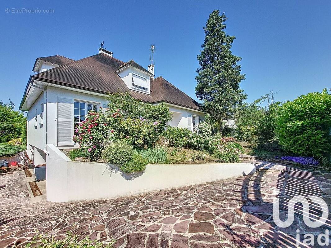 Photo 1 - Maison à YERRES