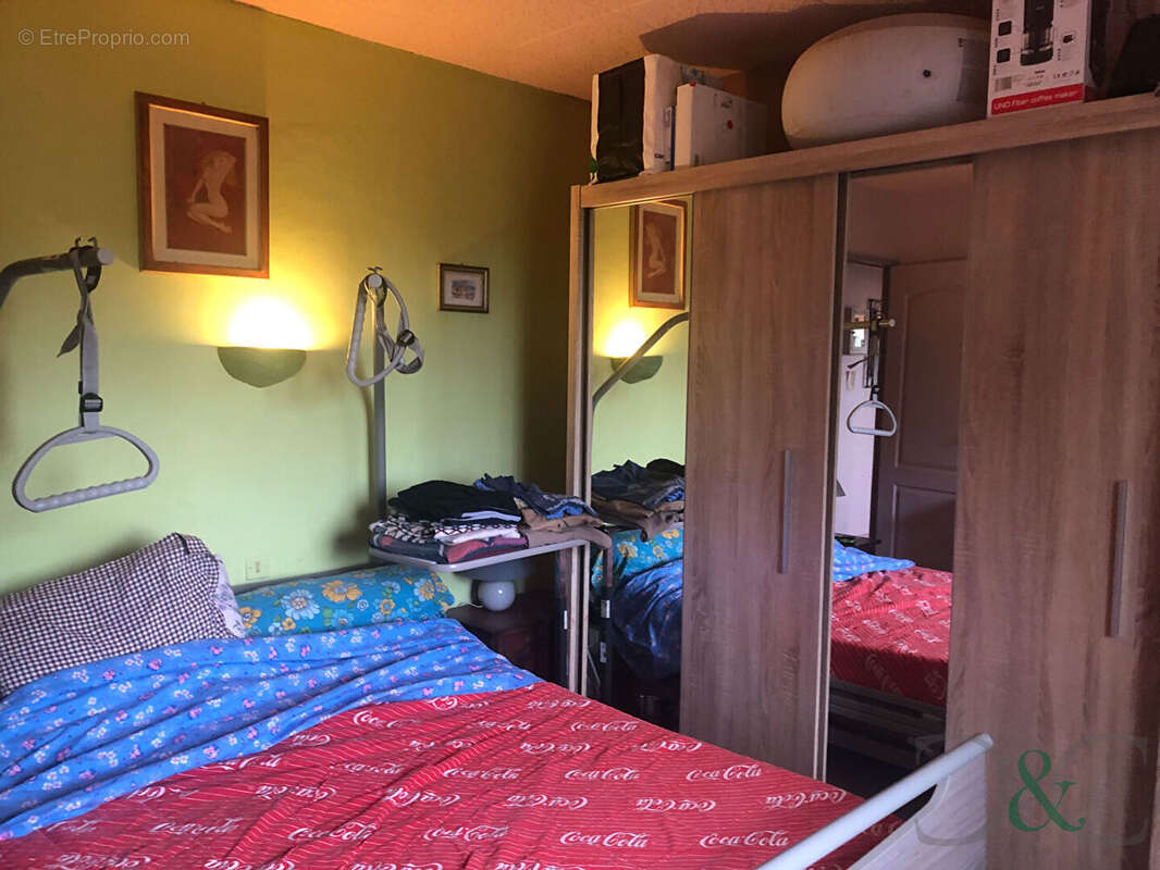 Appartement à BORMES-LES-MIMOSAS