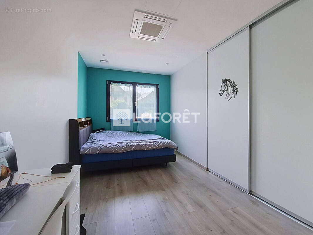 Villa Curienne 6 pièce(s) 160 m2 - photo 12