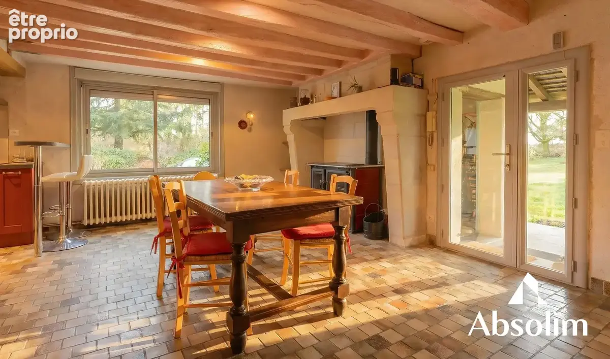Maison 10 pièces 208 m² à vendre à Maze (49630) - photo 9