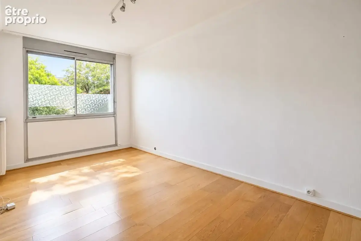Appartement 3 pièces 76 m² à vendre à Montreuil (93100) - photo 9