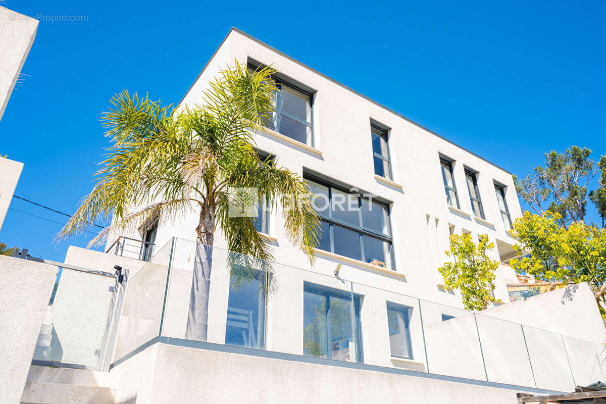 Maison à MARSEILLE-9E