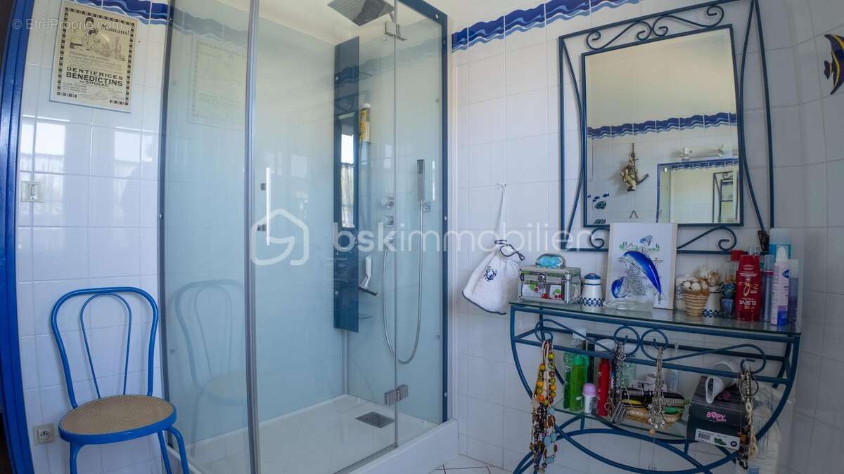 Joyau résidentiel à Fourchambault : Propriété familiale avec charme intemporel et élégance rustique de l’aménagement - photo 17