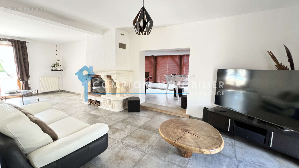 Maison individuelle avec piscine chauffée - photo 9