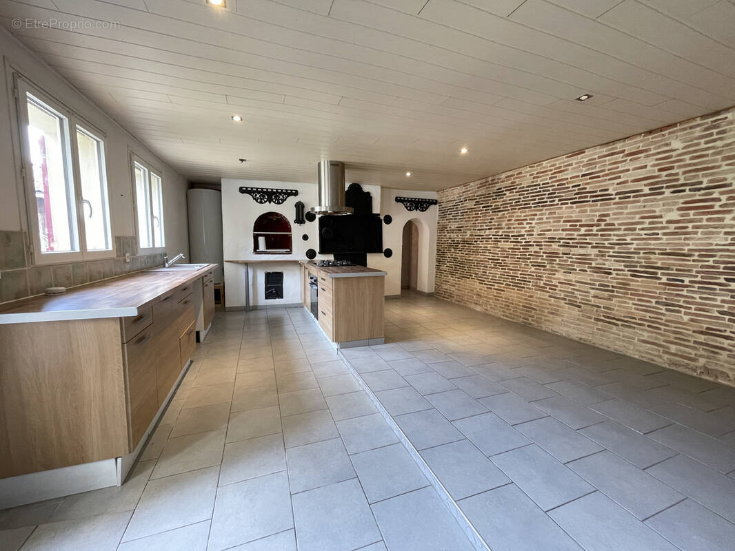 Maison à BELIN-BELIET