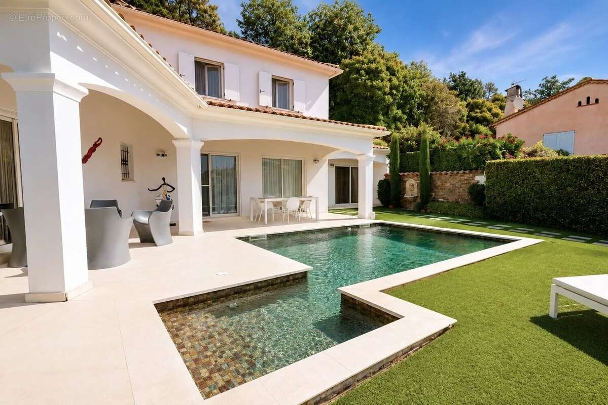 Coup de coeur - villa individuelle avec piscine et dépendance – pégomas - photo 7