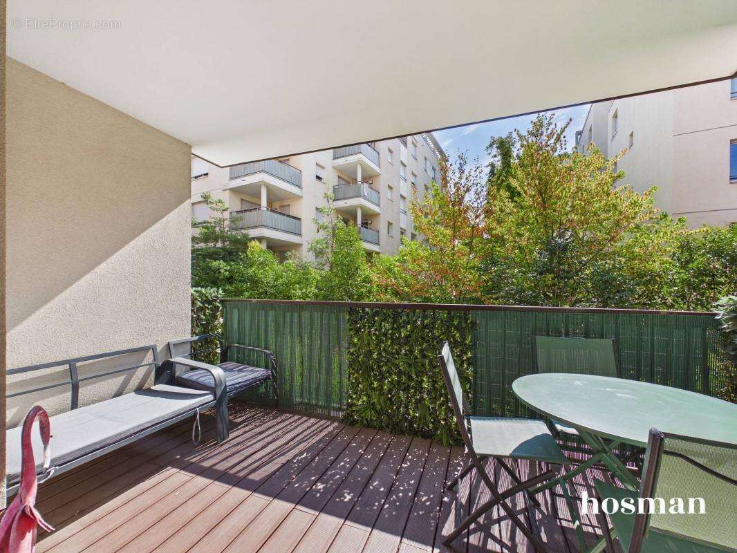 Joli appartement T3 de 66 m2, entièrement rénové en 2024 avec balcon de 6m2. Villeurbanne -Grand-Clément-Cusset - photo 13