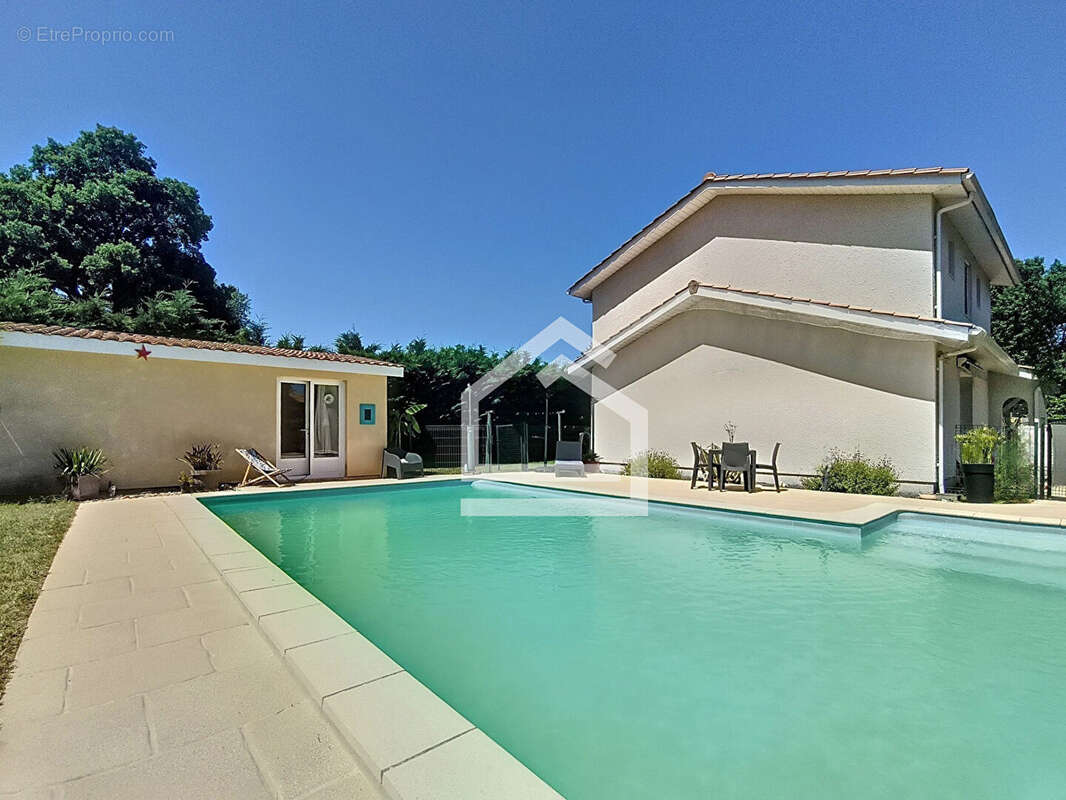 Maison à PESSAC