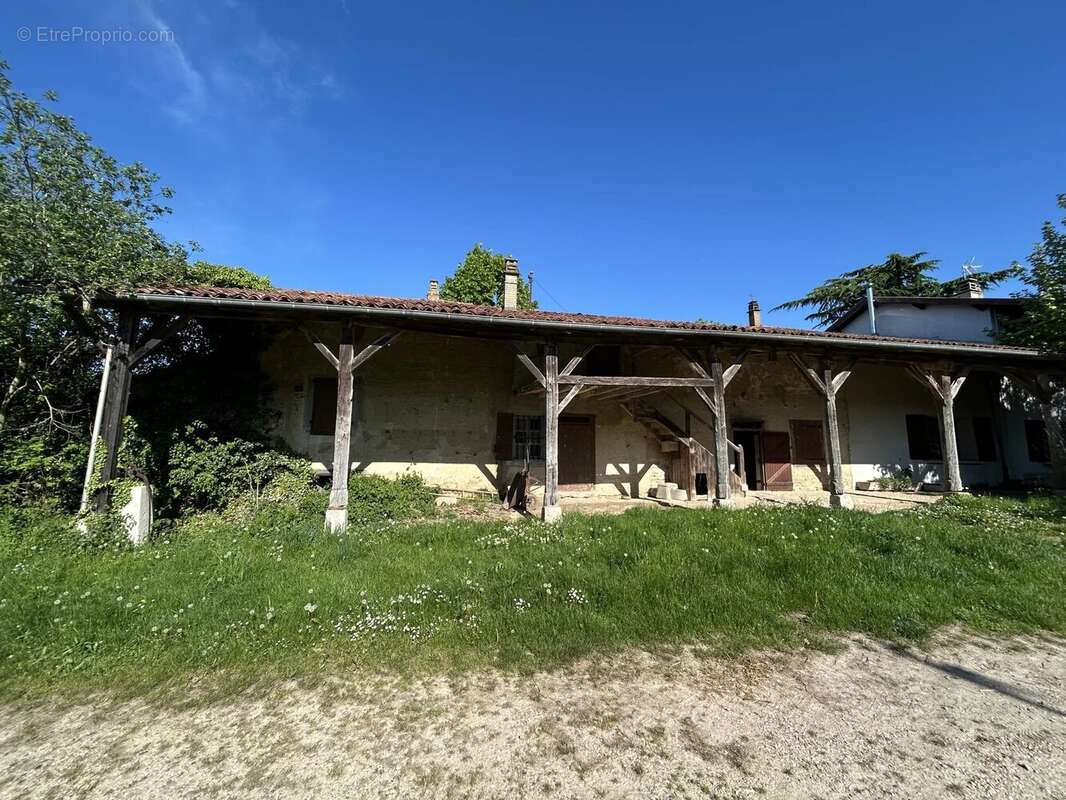 Maison à CONDEISSIAT