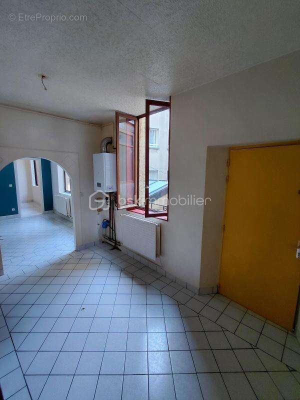 APPARTEMENT  de type 2/ 1 chambre 43 m2 à saisir - photo 2