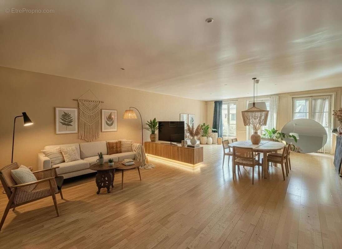 Appartement 270 m² à Salins-Les-Bains  - photo 6