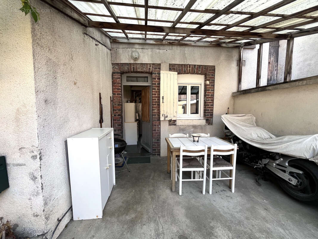 Maison à NOGENT-SUR-VERNISSON