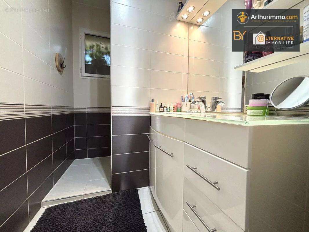 Maison à CHATILLON-EN-VENDELAIS