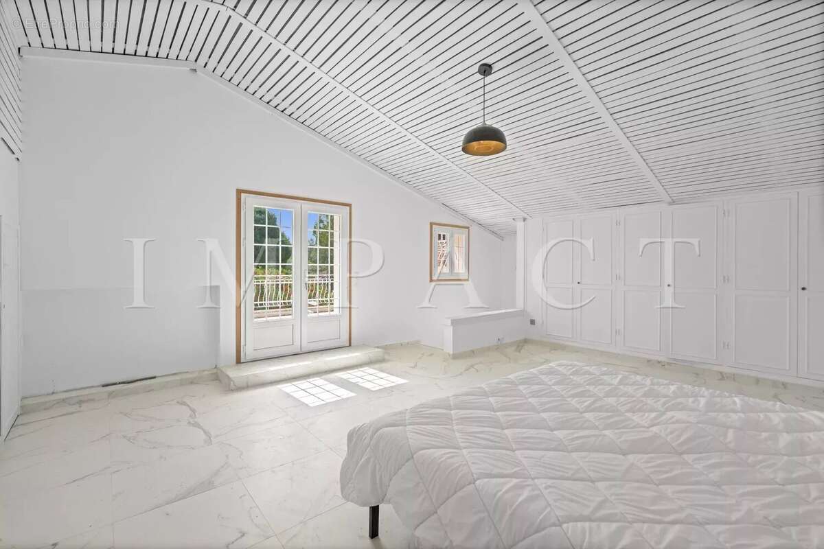 Maison à MOUGINS