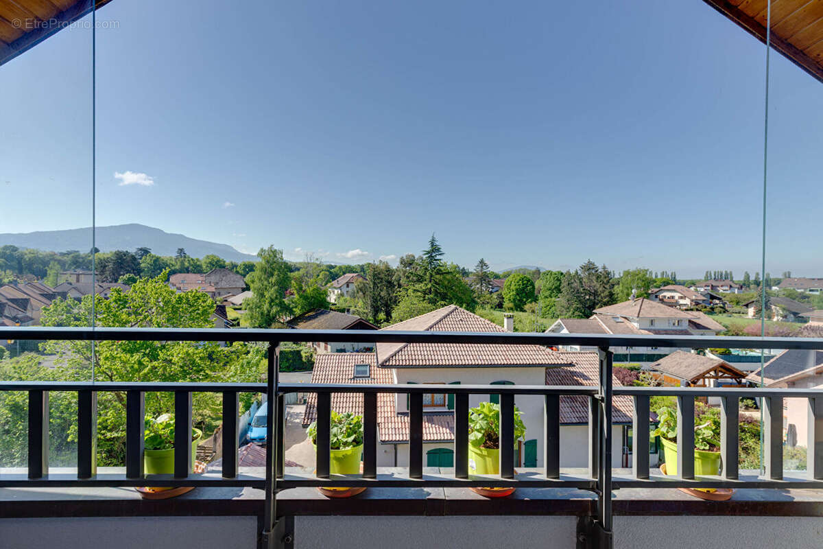 Appartement à DOUVAINE