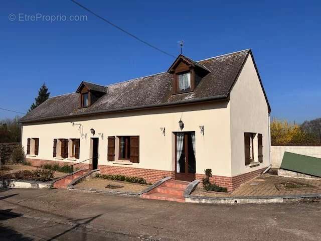 Maison à SOMMEREUX