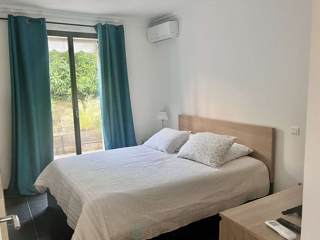 Appartement à VILLENEUVE-LOUBET