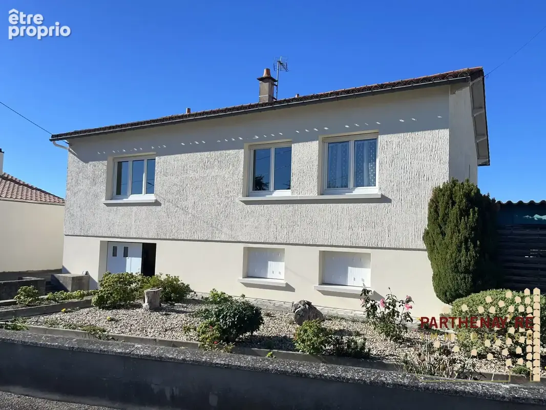 Maison 4 pièces 90 m² à vendre à Chatillon-Sur-Thouet (79200) - photo 1