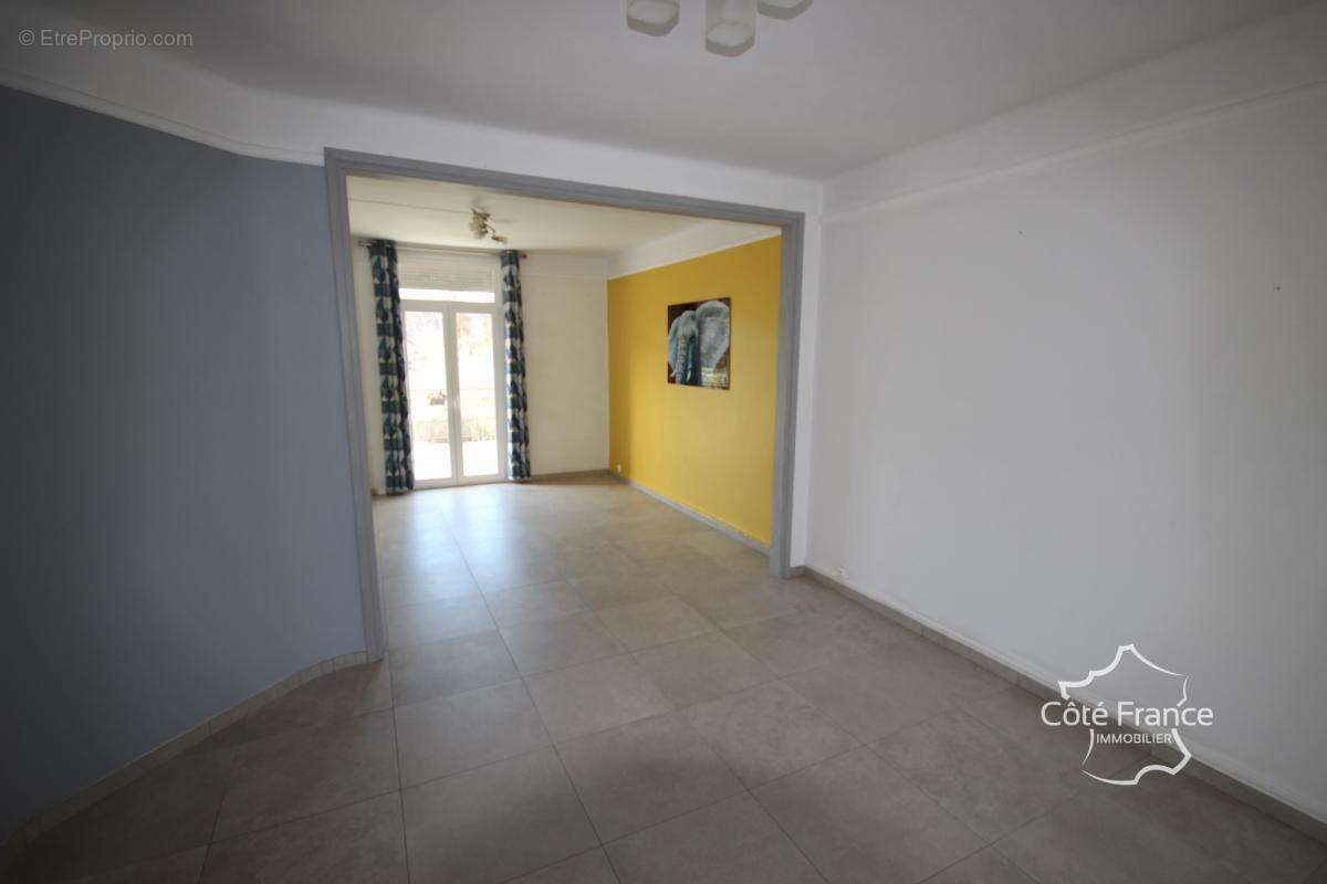 Maison à FROMELENNES