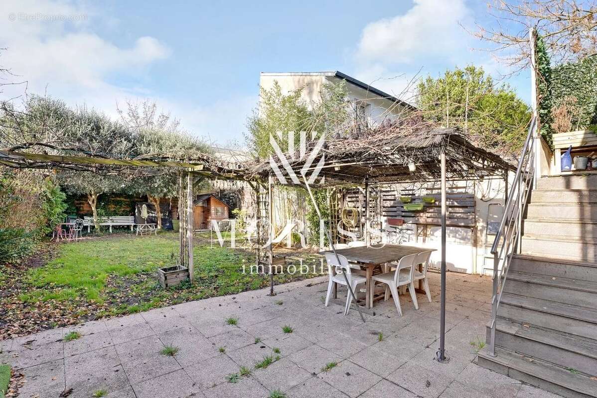 Maison à COLOMBES
