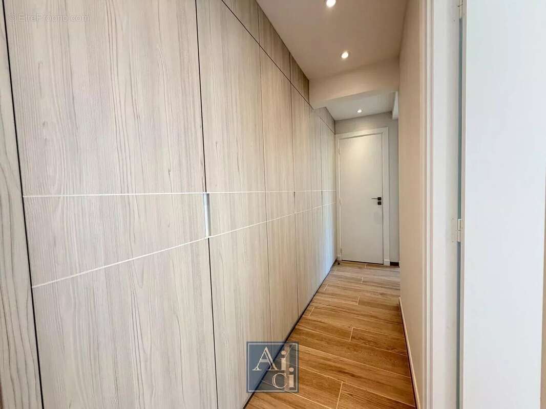 Appartement 3 pièces Cannes Grand Hôtel - photo 8
