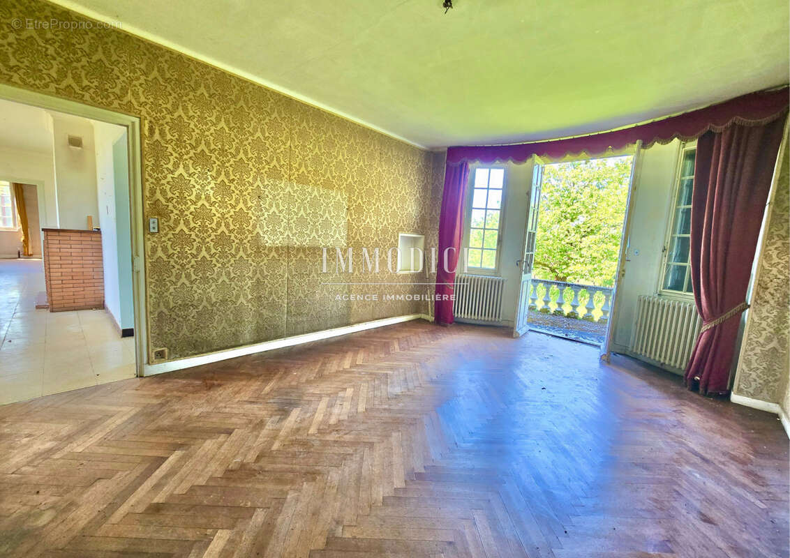 Maison à SAINT-DIDIER-SUR-CHALARONNE
