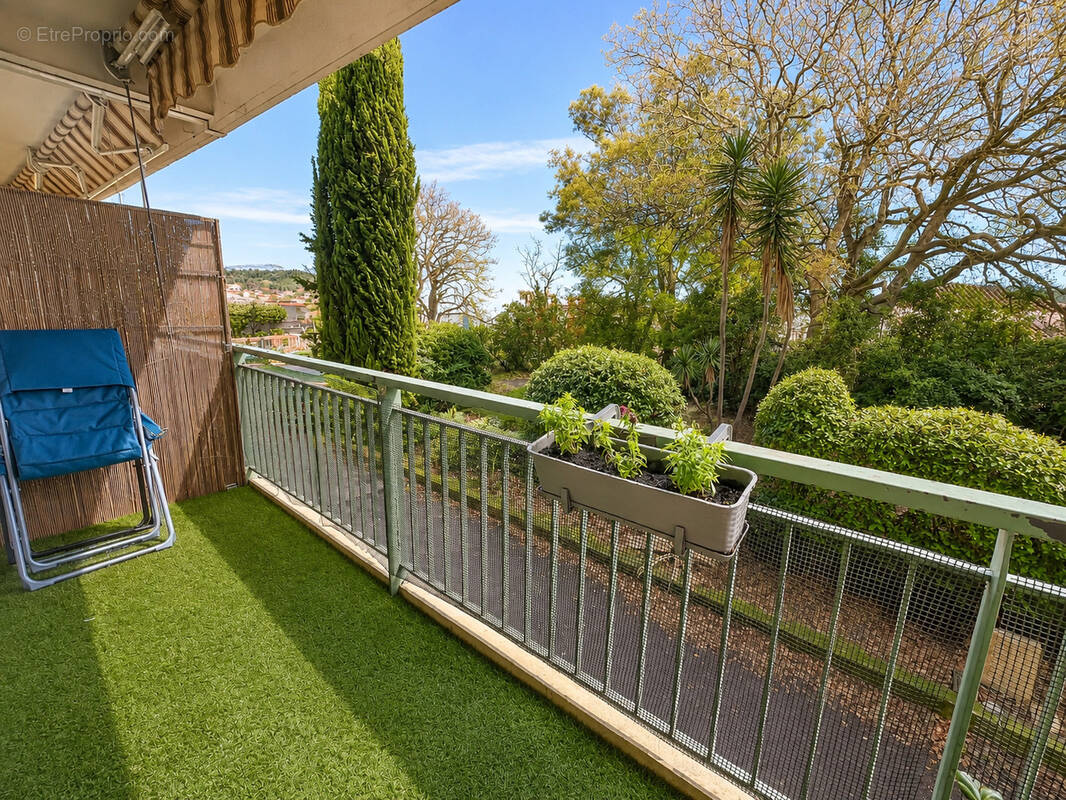 Appartement à SIX-FOURS-LES-PLAGES