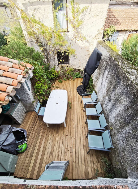 Maison à CENNE-MONESTIES