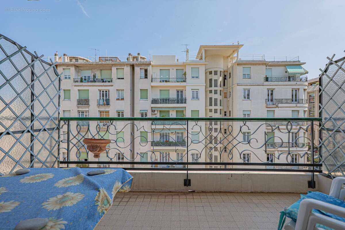 Appartement à NICE