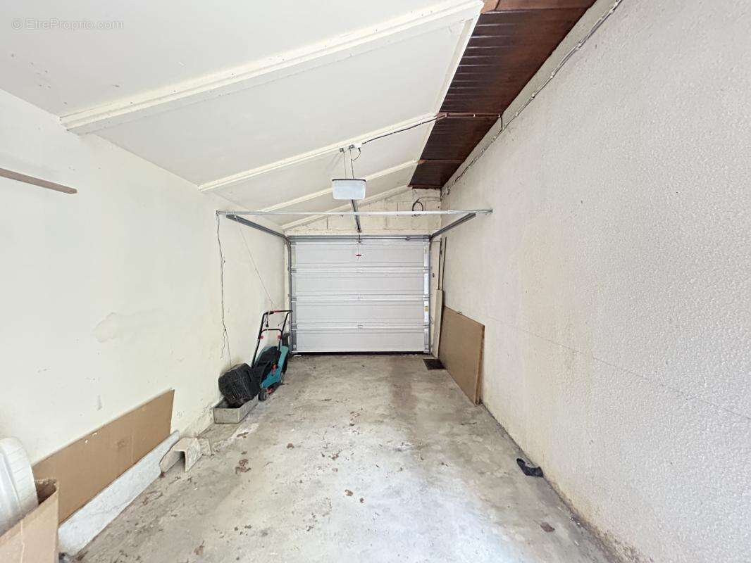 Maison en pierre plein pied, proche des commodités et de la - photo 15