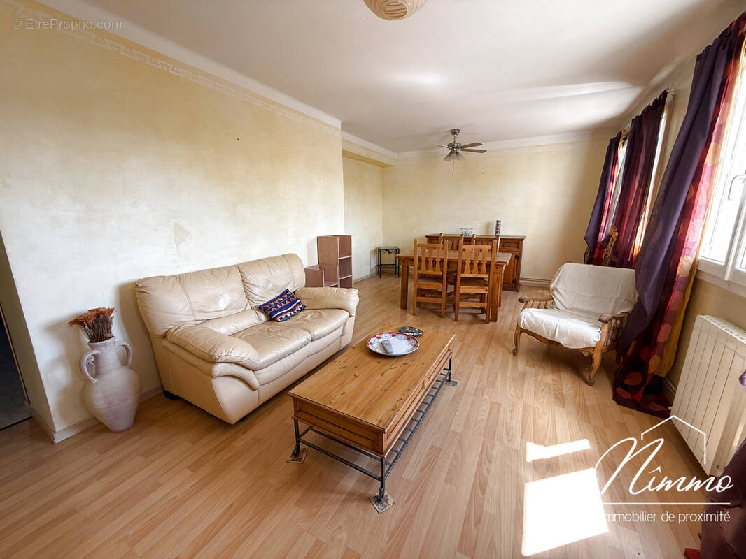 Appartement à NIMES
