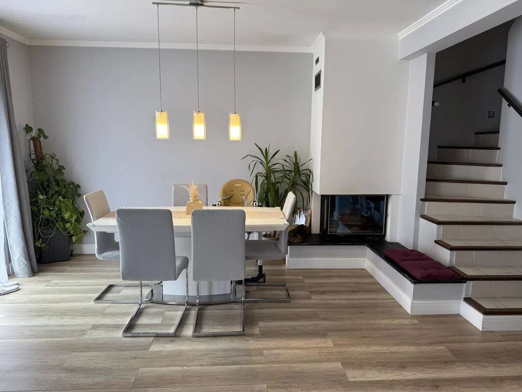 Maison à VILLENEUVE-LOUBET