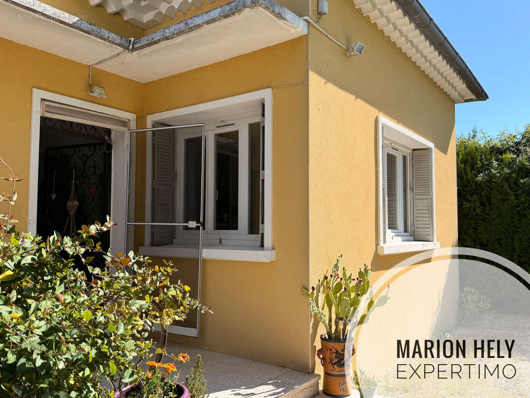 Charmante maison de plain-pied sans vis-à-vis sur une parcelle de 752 m2 - photo 7