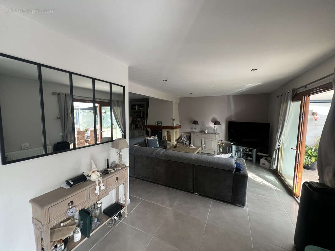 Maison à LA QUEUE-EN-BRIE