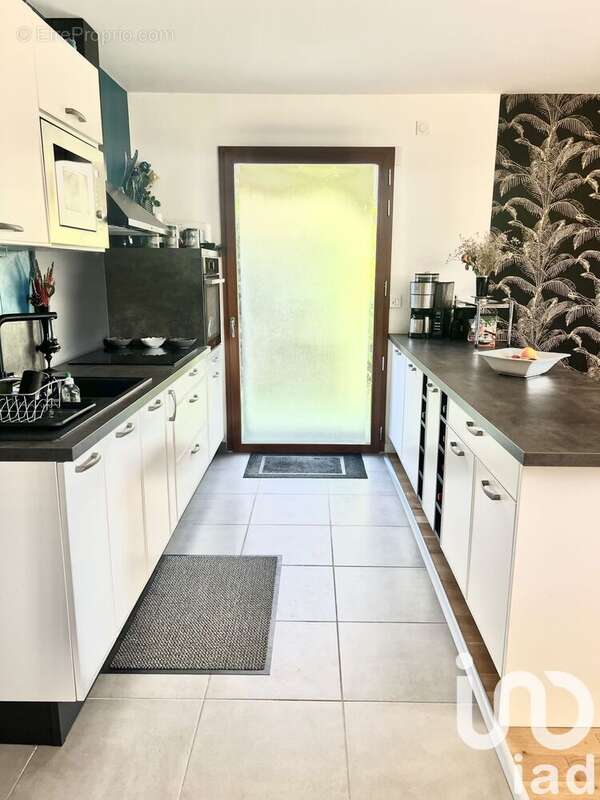 Photo 4 - Appartement à L'ISLE-ADAM