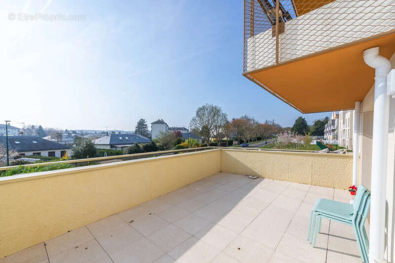 Appartement à vendre 3 pièces T3 PLAISIR (78) 2 parkings terrasse - photo 2