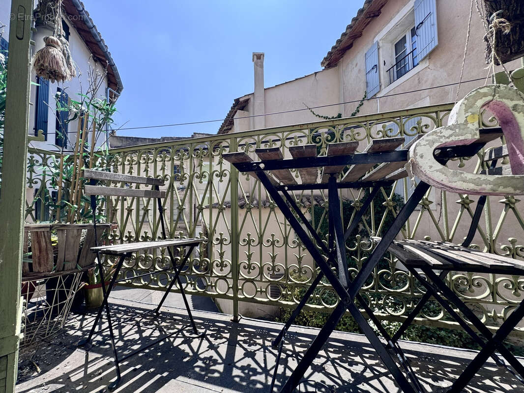Maison à L'ISLE-SUR-LA-SORGUE